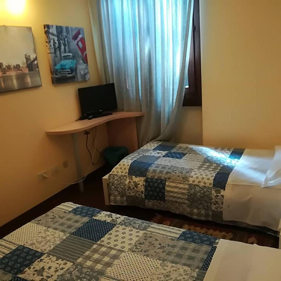 B&B L'Isola Di Casa 브렘베이트 외부 사진